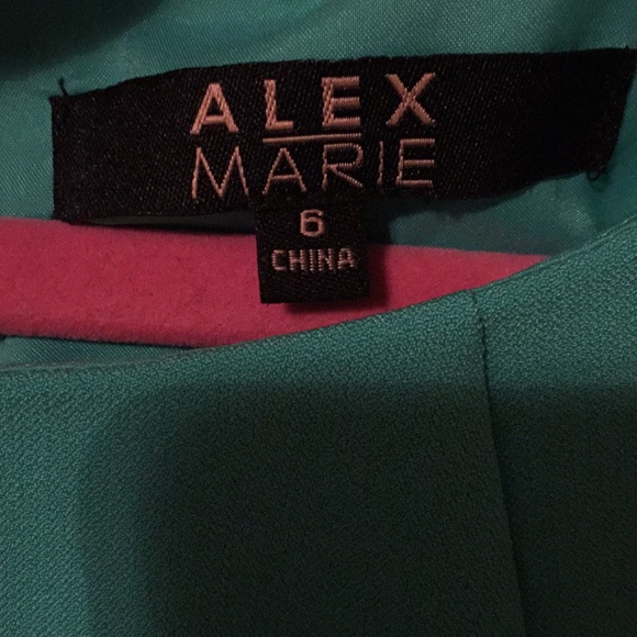 🙌PRICE DROP🙌Alex Marie Light Green Dress-NWT - Picture 2 of 6